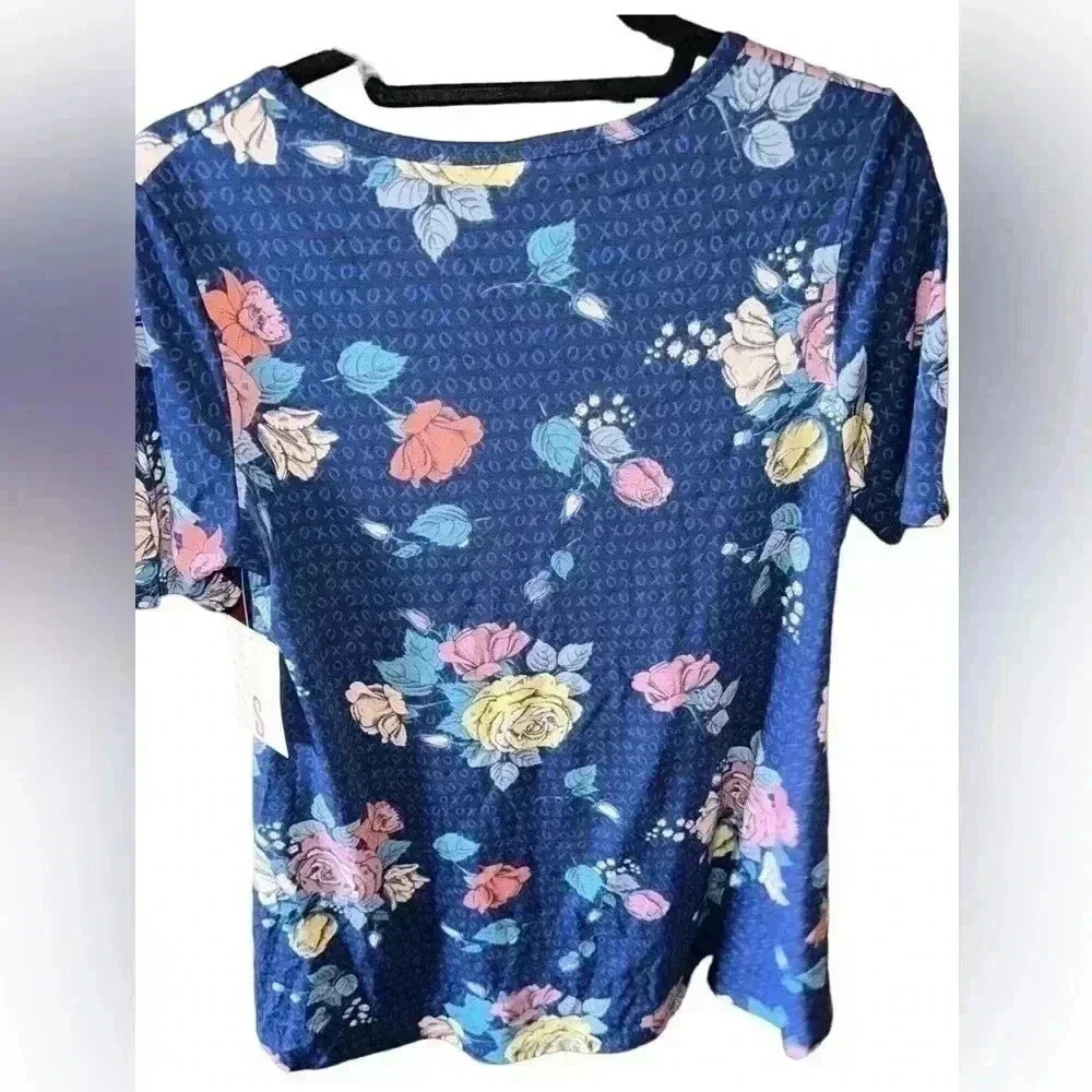 Lularoe small blue Perfect T with beautiful roses and‎ xoxo hugs & kisses! NWT - Picture 2 of 7